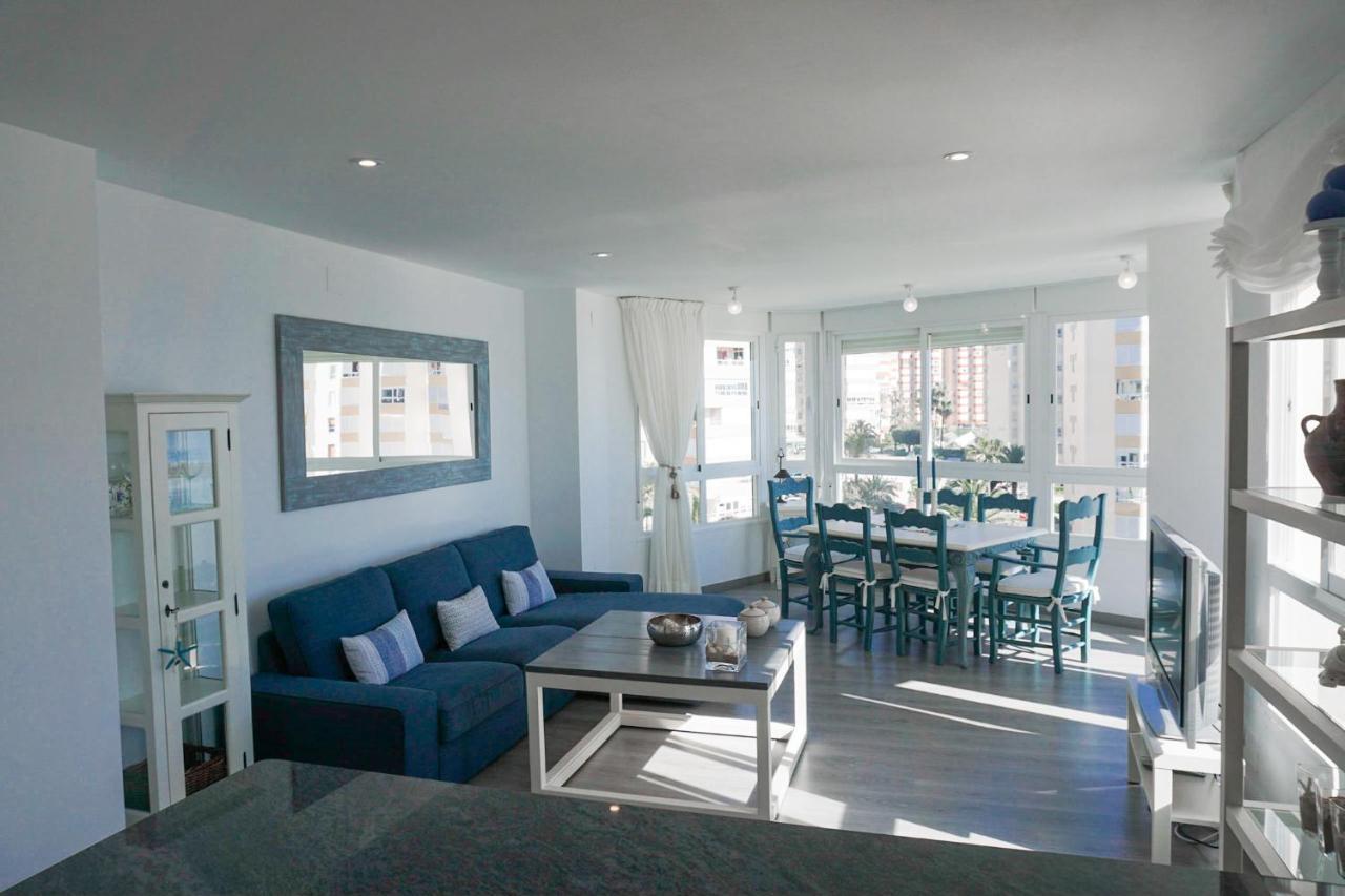 Wintowinrentals Amazing Apartment With Sea View Málaga Exteriör bild